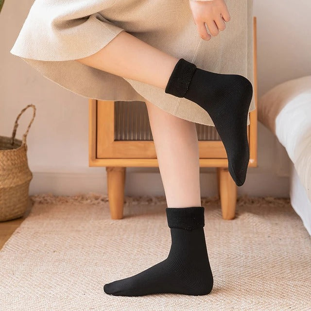 Women’s Premium Fleece Winter Socks | Free Size | Pack of 4